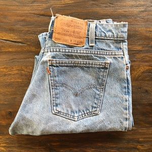 Vintage ORANGE TAG 505 Levi’s mom Jeans!